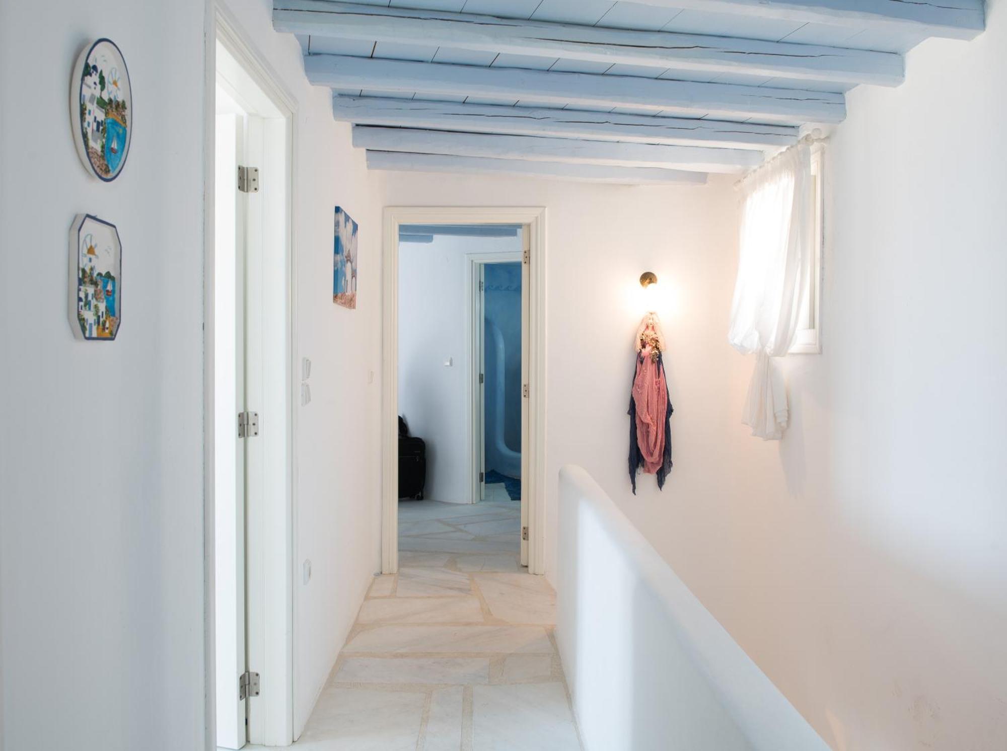 Villa Anna, By Mykonos Rocky *
