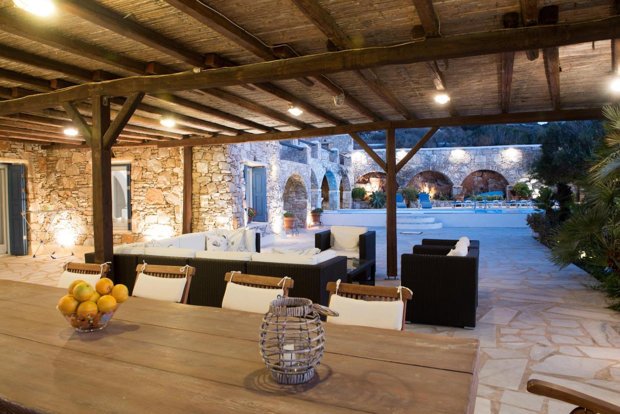 Villa Anna, By Mykonos Rocky